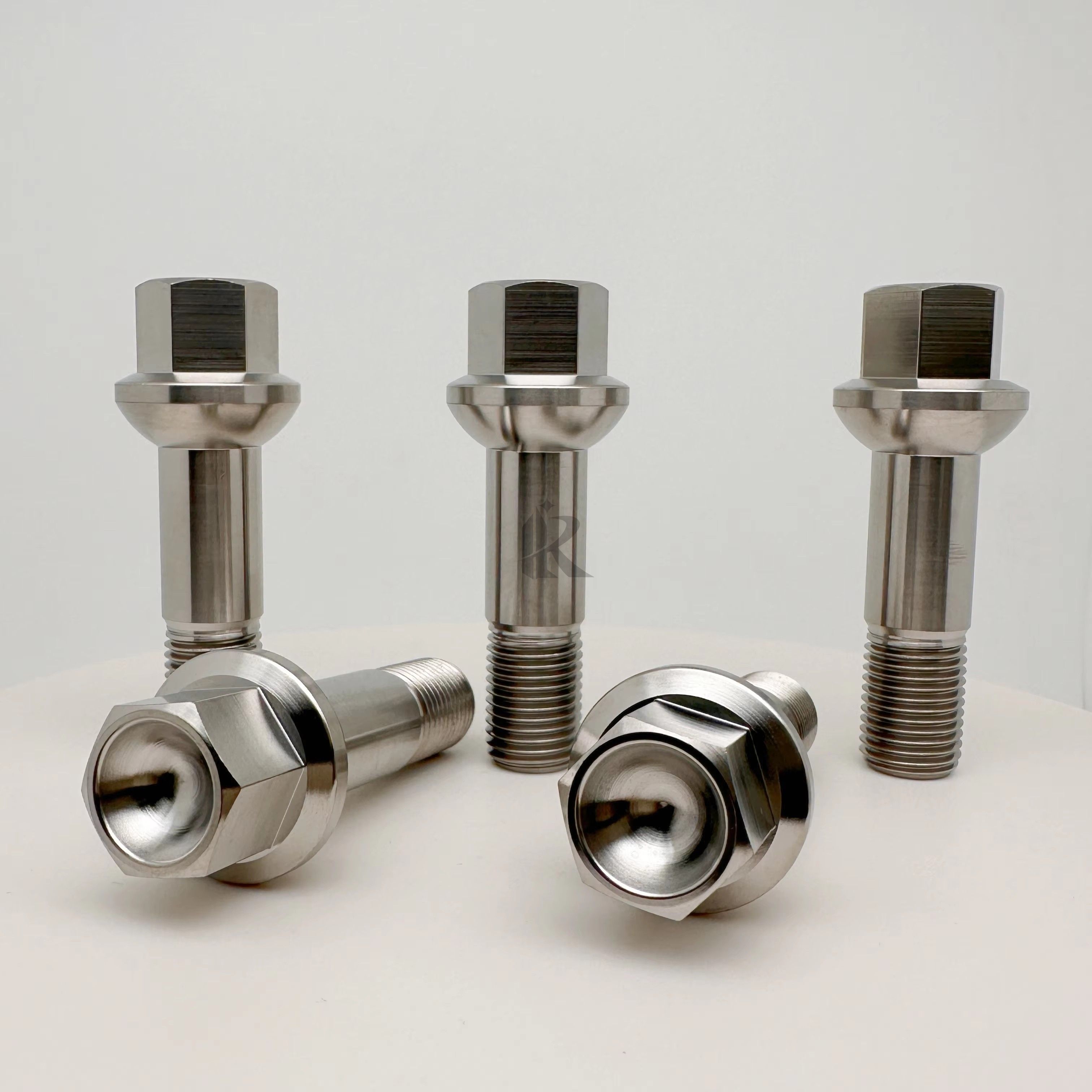 Class 10.9 & 12.9 Titanium Hexagon Head Bolts M14*1.5*60mm Thread GR5 Titanium Alloy Screws Fasteners for Automobile Wheel Lug