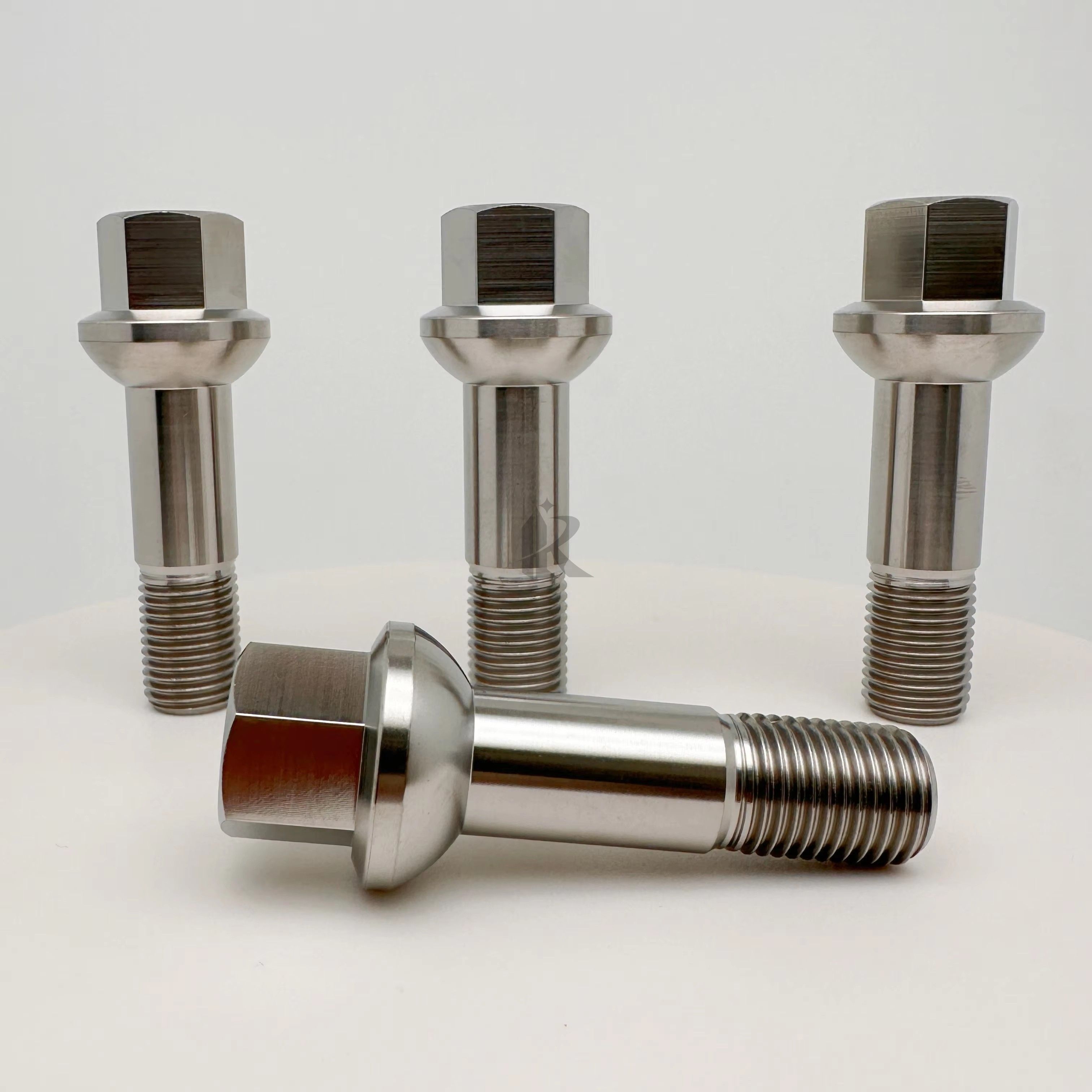 Class 10.9 & 12.9 Titanium Hexagon Head Bolts M14*1.5*60mm Thread GR5 Titanium Alloy Screws Fasteners for Automobile Wheel Lug